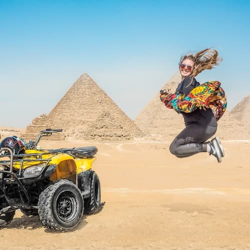 Guiza Ticket Tour de quad e camelo em torno das pirâmides desde o Cairo ou Gizé