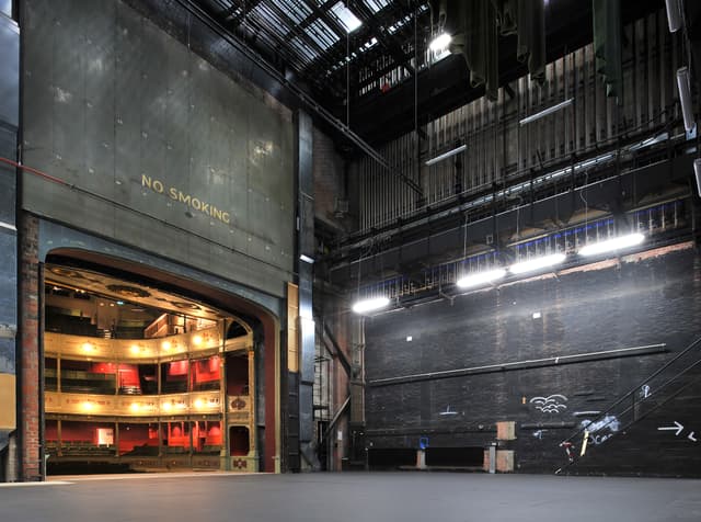 Bristol Tour Passeios pelo Teatro Old Vic de Bristol