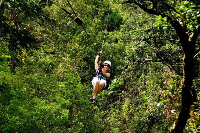 Puerto Plata Tour Tirolesa radical e divertida em Puerto Plata