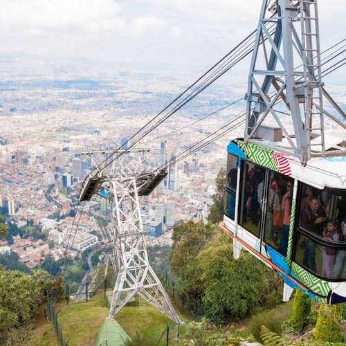 Bogotá Ticket Monserrate: Funicular ou teleférico ida e volta