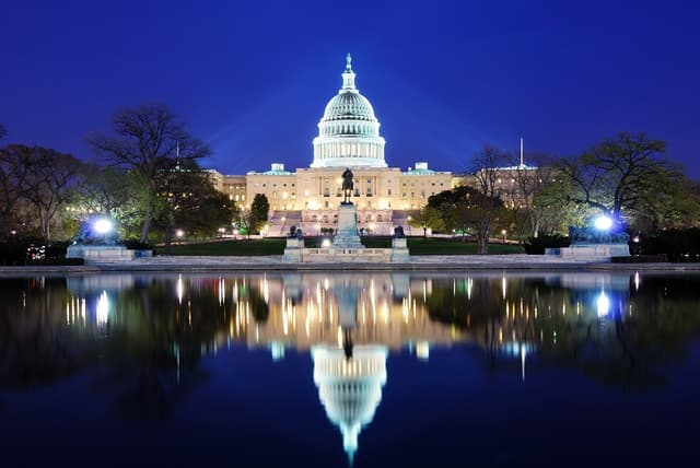 Washington Tour City Tour Noturno – Washington, DC - Privativo