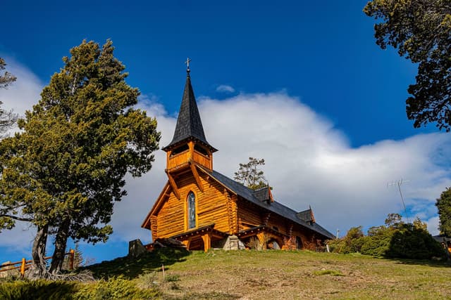 San Carlos de Bariloche Tour Combo: Circuito Pequeno, Cerro Campanario e Península Llao Llao + Aeroporto - Hotel - Traslados Aeroporto