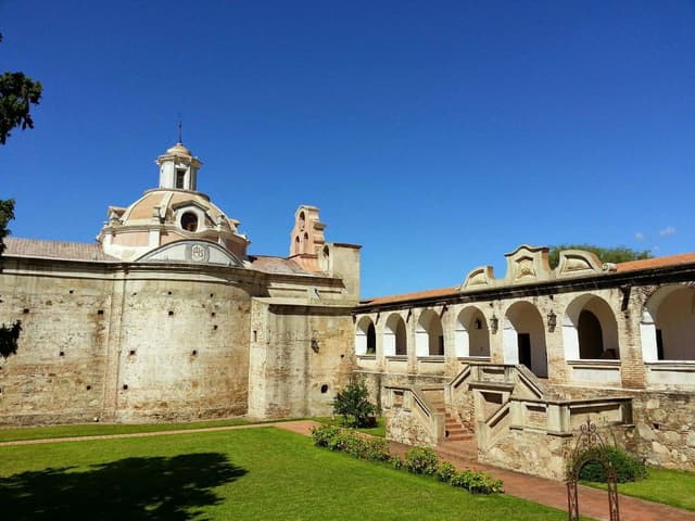 Córdoba Tour Combo Jesuíta: City Tour em Córdoba + Alta Gracia + Jesús María e Colonia Caroya com transfer do aeroporto