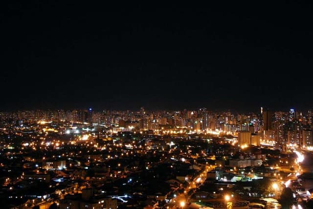 Curitiba Tour Curitiba à Noite com Jantar em Santa Felicidade
