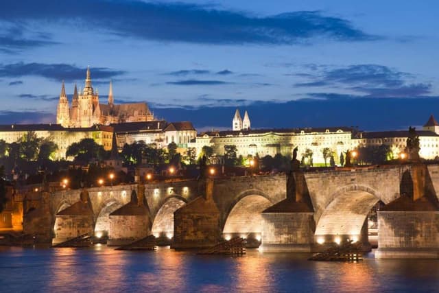 Prague Tour Cruzeiro com jantar em Praga - Somente entrada