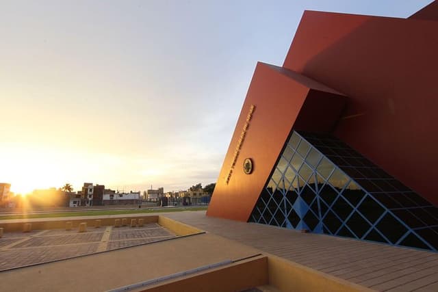 Chiclayo Tour Chiclayo em um dia: Huaca Rajada, Tucume e Museu da Tumba Real de Sipán com almoço