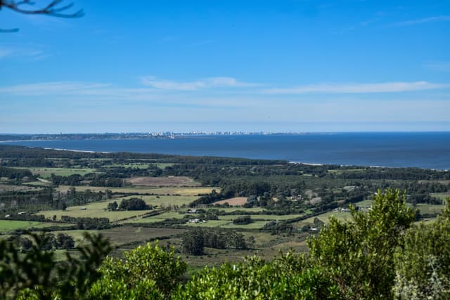 Punta del Este Tour FULL DAY SERRAS, VINHOS E MAR