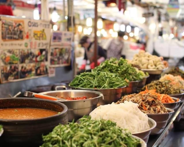 Seul Tour Um passeio noturno gastronômico e divertido a pé em Seul
