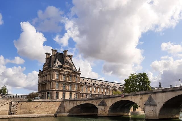 Paris Ticket Louvre: Entrada reservada e acesso à pintura Mona Lisa e ingresso para o Museu de Orsay