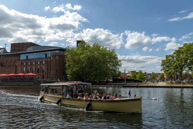 England Tour Stratford-upon-Avon: Cruzeiro fluvial e tour de áudio pela cidade