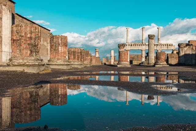 Pompei Ticket Pompeia: Ingresso com Visita Guiada em Espanhol